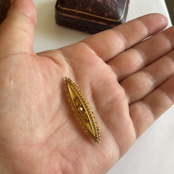 15k/14k Gold Antique Ring with tourmalines. - Picture 16 of 16